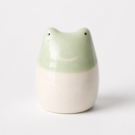 Little Frog Amulet of Adventures – Handmade Symbol of Joy & New Experiences