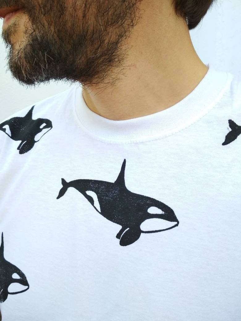 Spanish hand-printed Orca T-shirt featuring an original marine illustration on premium combed cotton.