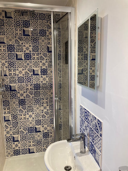 Conjunto de ladrilhos de azulejo pintados à mão